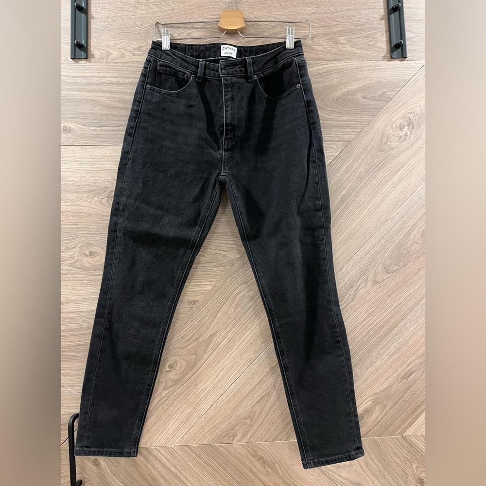 Catwalk Junkie (Amsterdam) washed black, mid-rise straight jeans